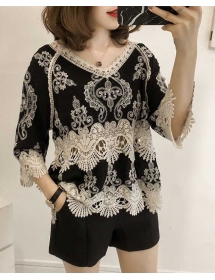 blouse import T4007