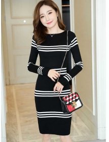 dress rajut import D5026