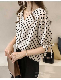 kemeja polkadot T4633