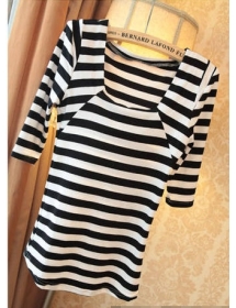 blouse wanita motif salur besar T1056