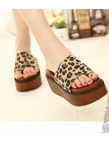 sandal wanita motif leopard SH033