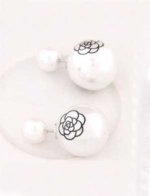 anting mutiara rose TT0190